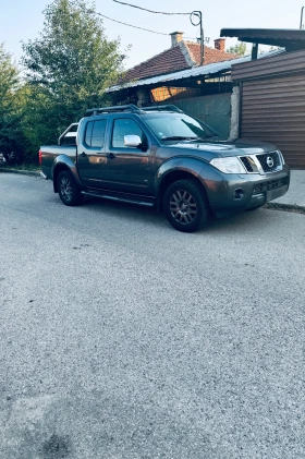 Обява за продажба на Nissan Navara 3.0Nissan Navara 3.0D-FACELIFT-4x4-NAVI-CAMERA-BOS ~16 800 лв. - изображение 1