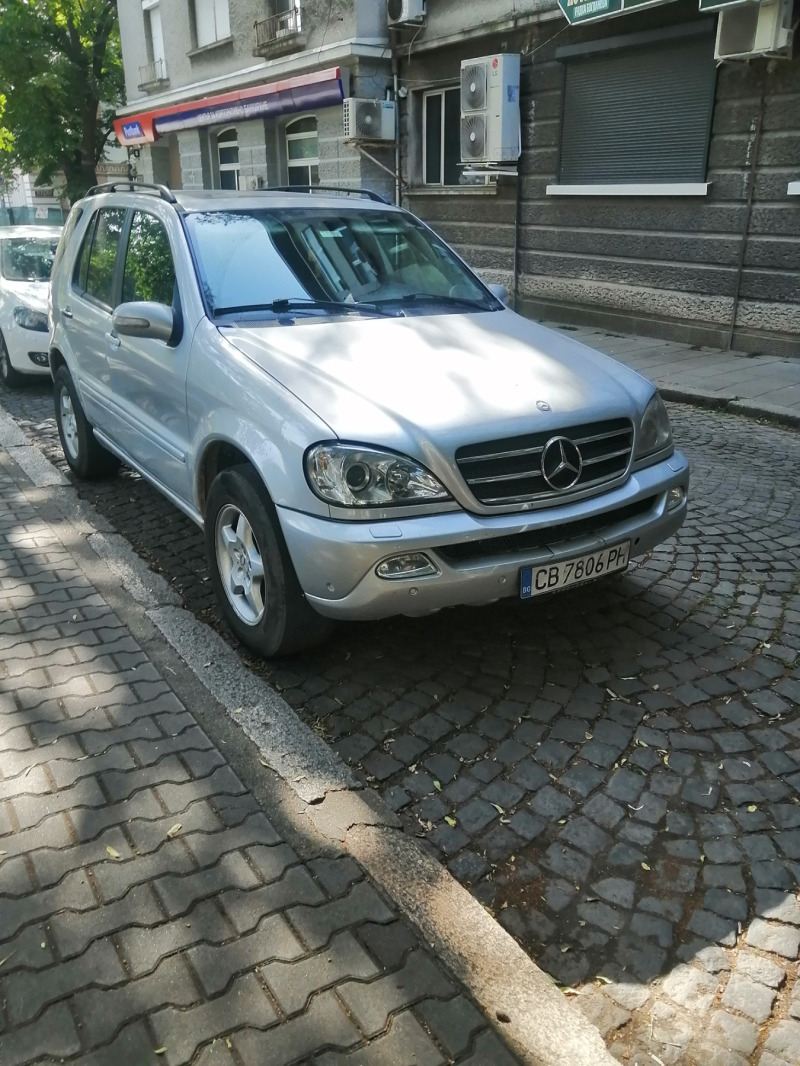 Mercedes-Benz ML 270, снимка 1 - Автомобили и джипове - 46451476