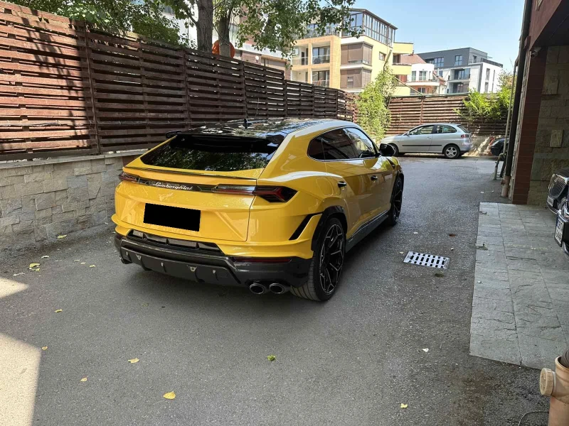 Lamborghini Urus Performante Carbon Package, снимка 3 - Автомобили и джипове - 48751003