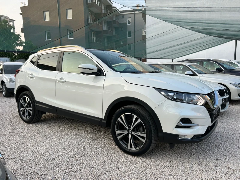 Nissan Qashqai 1.3 DIG-T, снимка 3 - Автомобили и джипове - 49144391