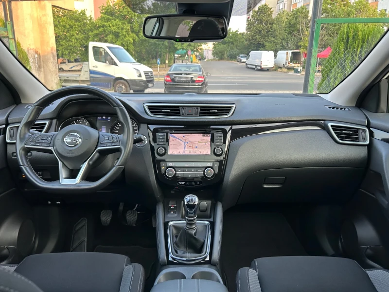 Nissan Qashqai 1.3 DIG-T, снимка 7 - Автомобили и джипове - 49144391