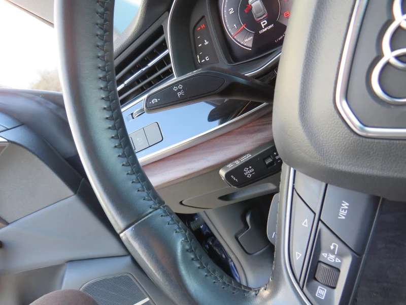 Audi Q8 * RSQ8-PACK S-LINE QUATTRO KEYLESS FULL* , снимка 15 - Автомобили и джипове - 53161259