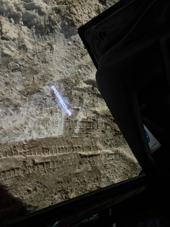 Porsche Macan * AWD * CARFAX * ЦЕНА ДО БГ, снимка 15 - Автомобили и джипове - 53430582