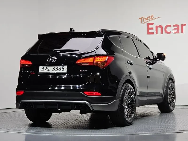 Hyundai Santa fe Dm Diesel (E-Vgt) 2.0 2Wd Premium, снимка 2 - Автомобили и джипове - 55204368