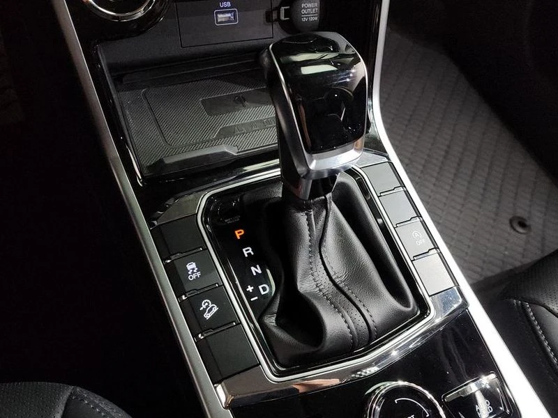 SsangYong Korando 1.5 Automatic, снимка 9 - Автомобили и джипове - 55750131