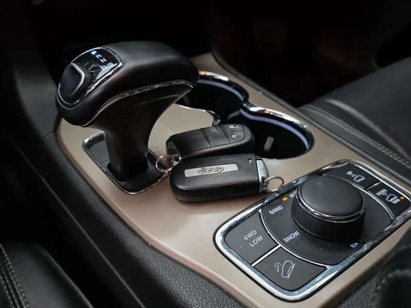 Jeep Grand cherokee 3.0� OVERLAND | Mobile.bg � ����������� 9