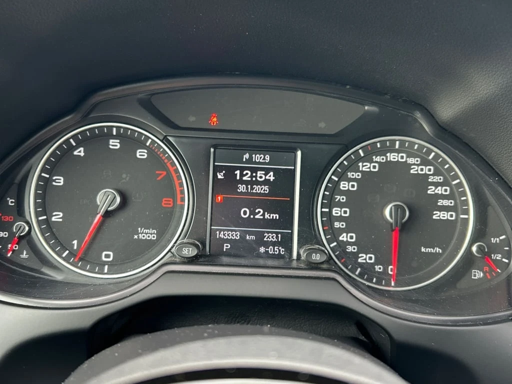 Audi Q5 * Technik * CARFAX * БЕЗ ПЪРВОНАЧАЛНА ВНОСКА - изображение 5