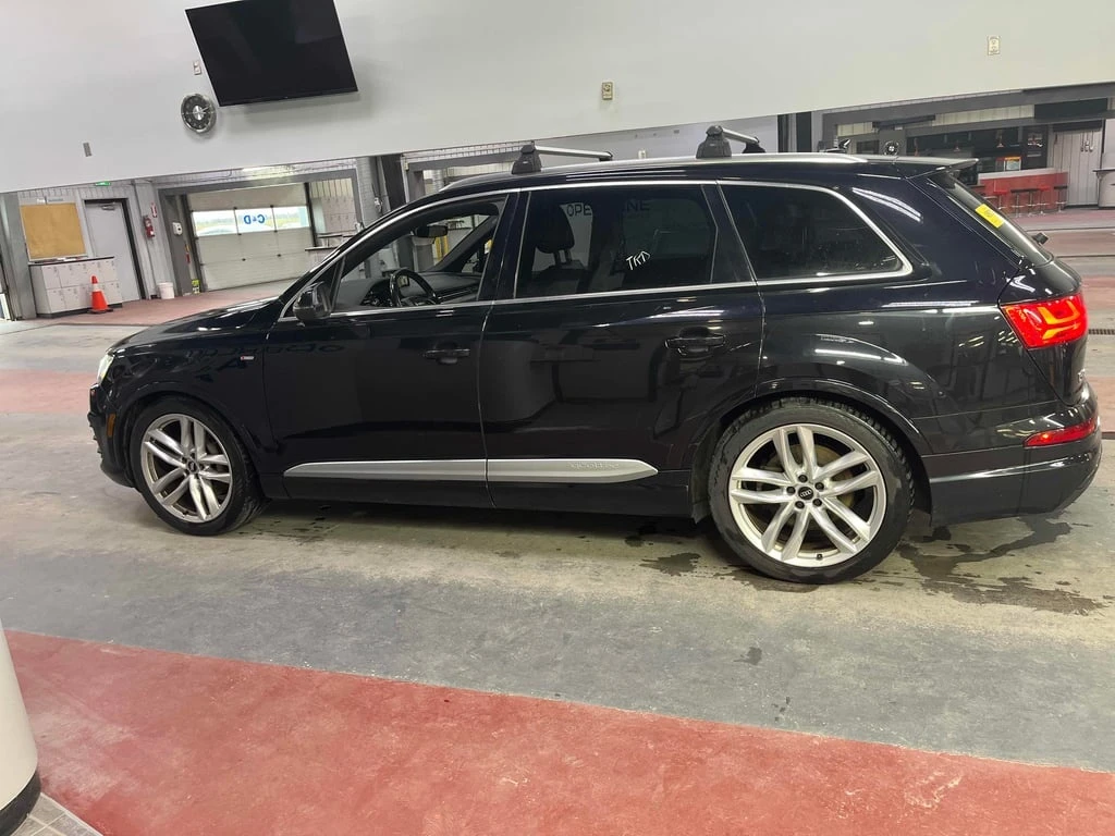 Audi Q7 * 3.0T Technik * CARFAX *    | Mobile.bg   2