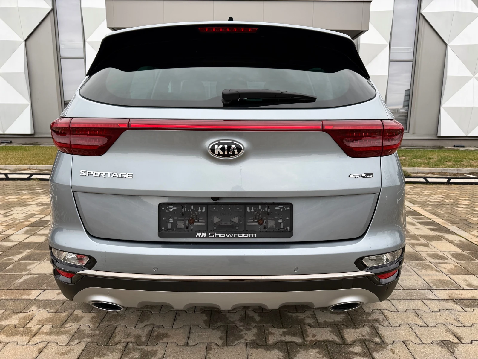 Kia Sportage GT-LINE-4X4-360КАМЕРИ-ПАНОРАМА-КАМЕРА-ПАМЕТ-JBL- - изображение 6