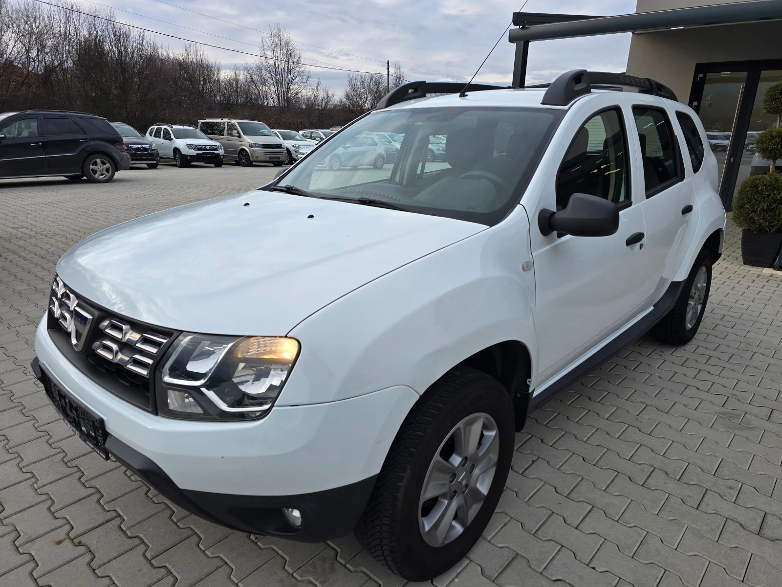 Dacia Duster 1.6 Бенз/Газ, 115к.с., само 114000км., Euro 6! - изображение 5