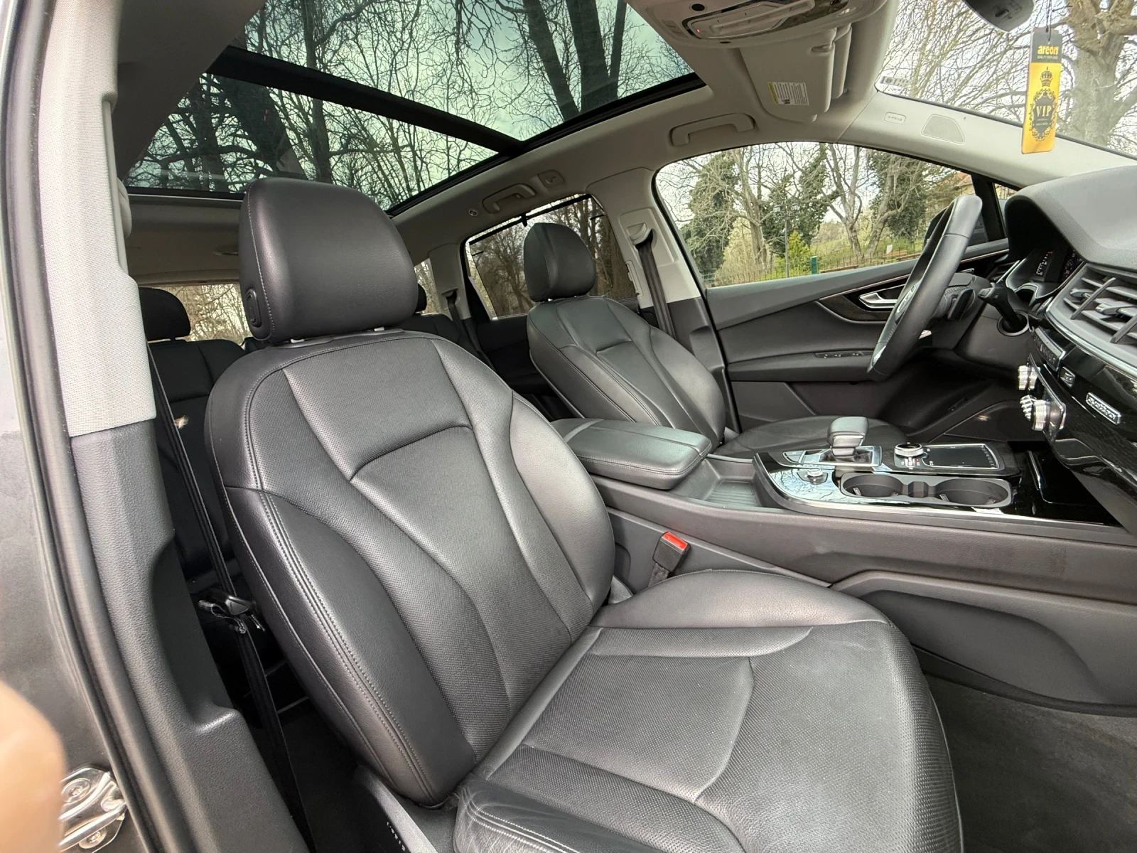 Audi Q7 55TFSI* MATRIX* AMBIENT* CARPLAY* 360, снимка 12 - Автомобили и джипове - 54064991