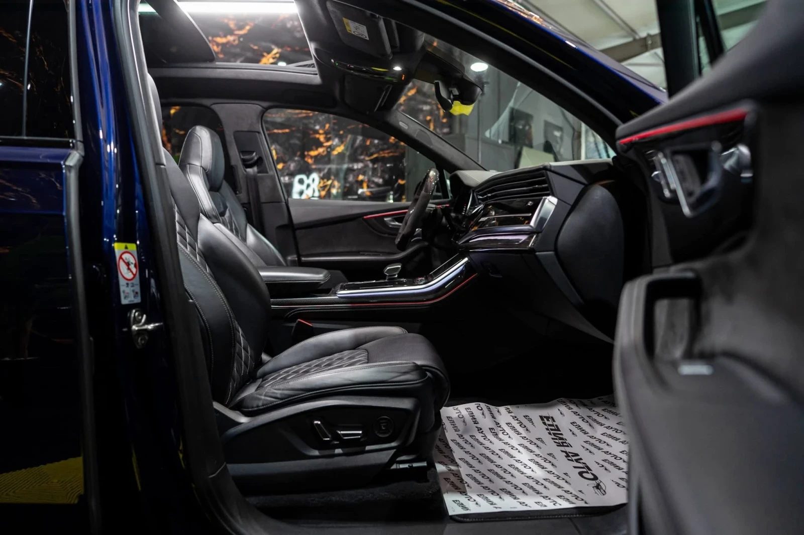 Audi SQ7 QUATTRO MATRIX CARBON ПАНО B&O ЛИЗИНГ 100%, снимка 13 - Автомобили и джипове - 54109642