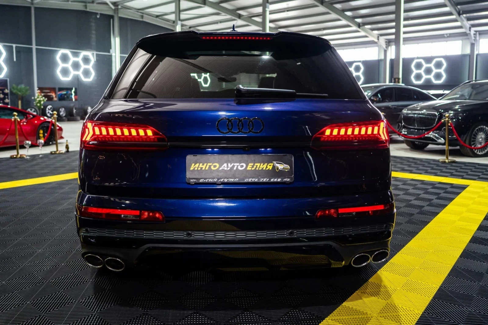 Audi SQ7 QUATTRO MATRIX CARBON ПАНО B&O ЛИЗИНГ 100%, снимка 8 - Автомобили и джипове - 54109642