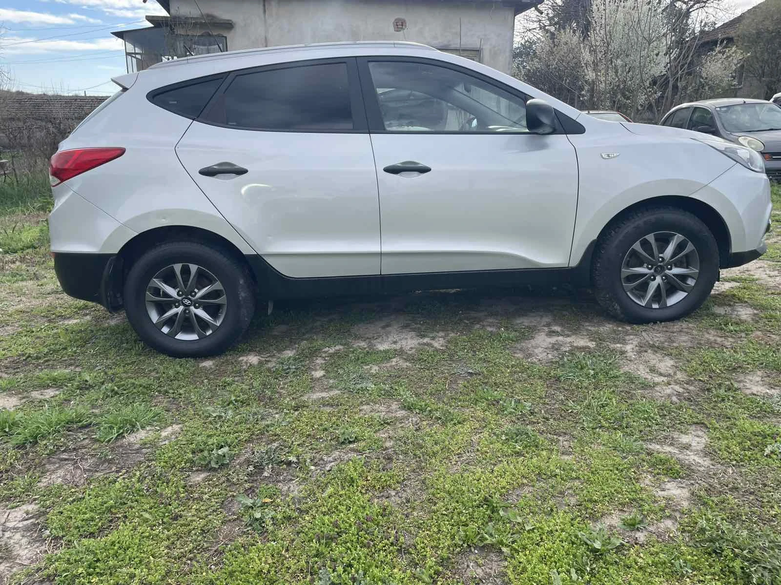 Hyundai IX35 GDI Facelift, снимка 4 - Автомобили и джипове - 54130139