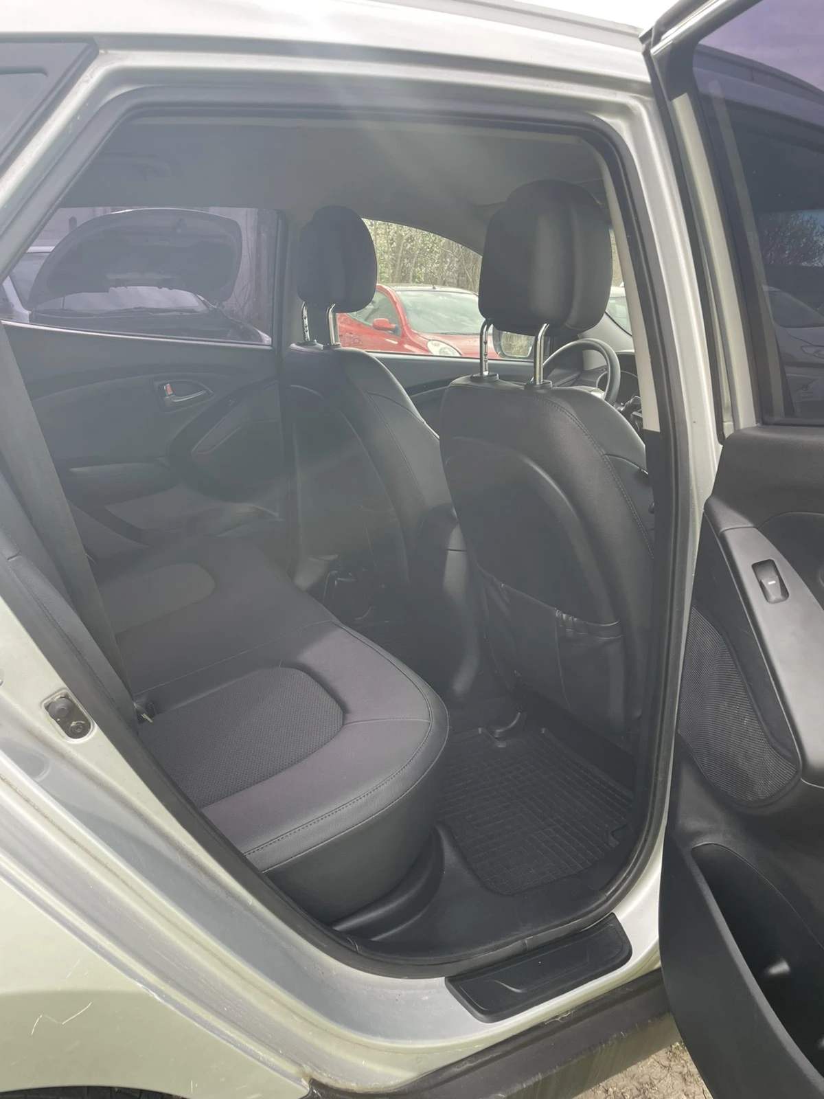 Hyundai IX35 GDI Facelift, снимка 10 - Автомобили и джипове - 54130139