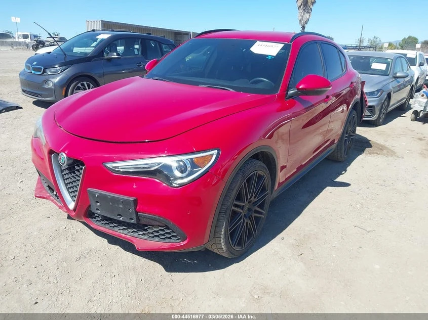 Alfa Romeo Stelvio 2.0l Ti Sport Awd, снимка 2 - Автомобили и джипове - 54185620