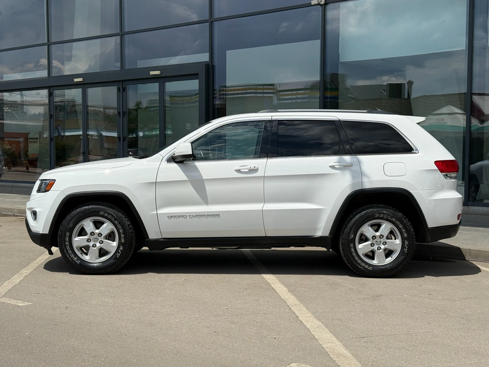 Jeep Grand cherokee 6 МЕСЕЦА ГАРАНЦИЯ/3.6i 290к.с. НА ПРУЖИНИ, снимка 2 - Автомобили и джипове - 54977114