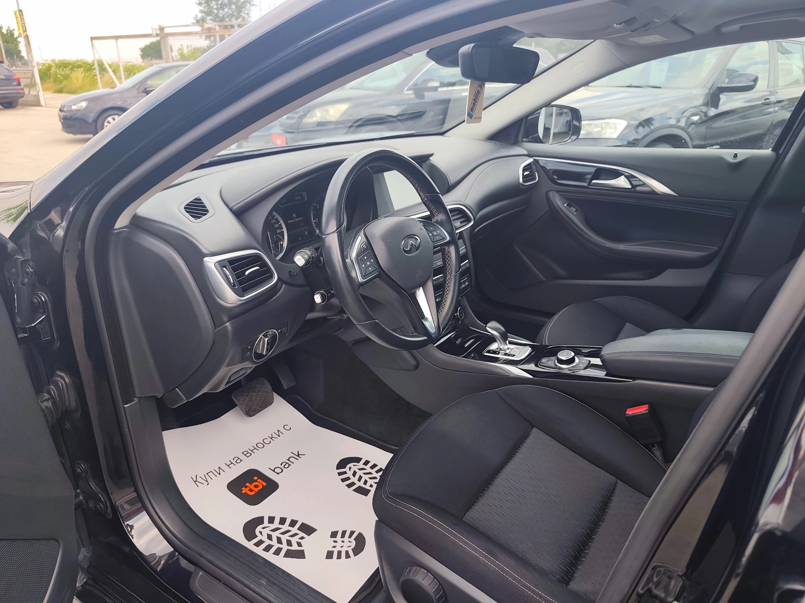 Infiniti Q30 K9K 83000км., снимка 8 - Автомобили и джипове - 55094454