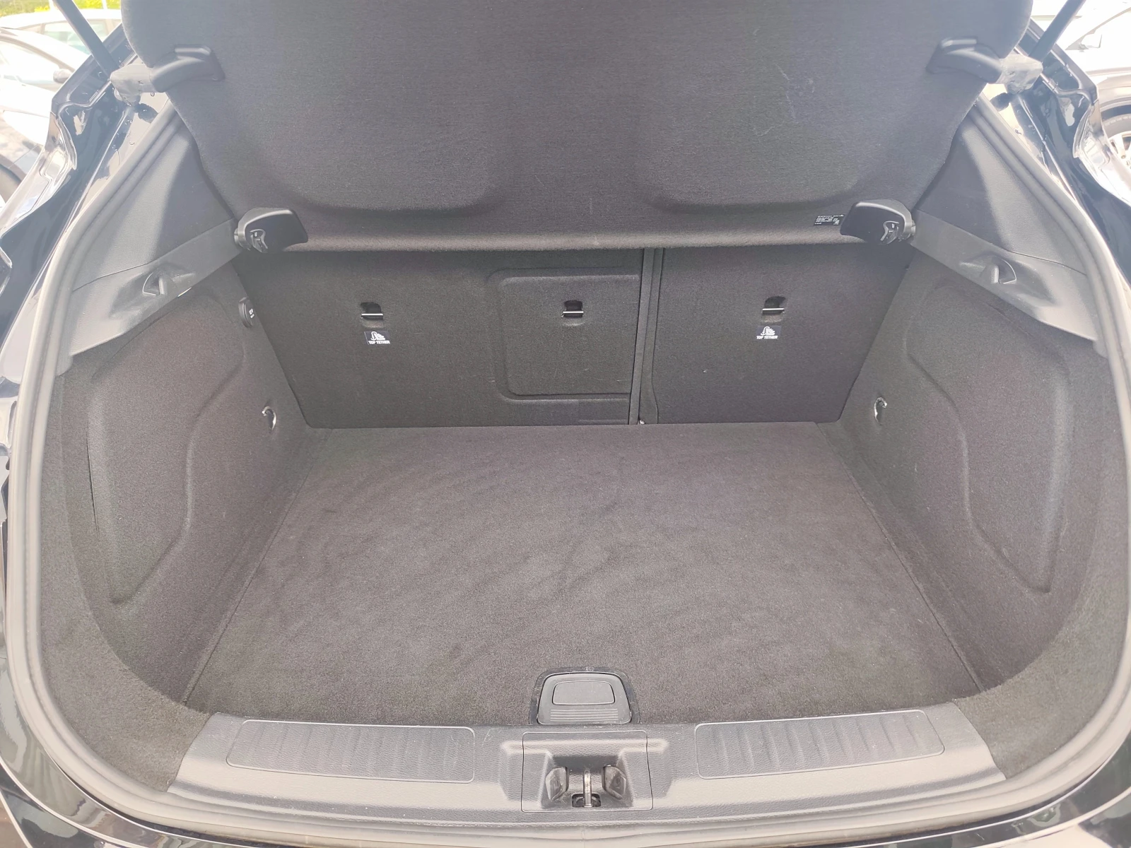 Infiniti Q30 K9K 83000км., снимка 16 - Автомобили и джипове - 55094454