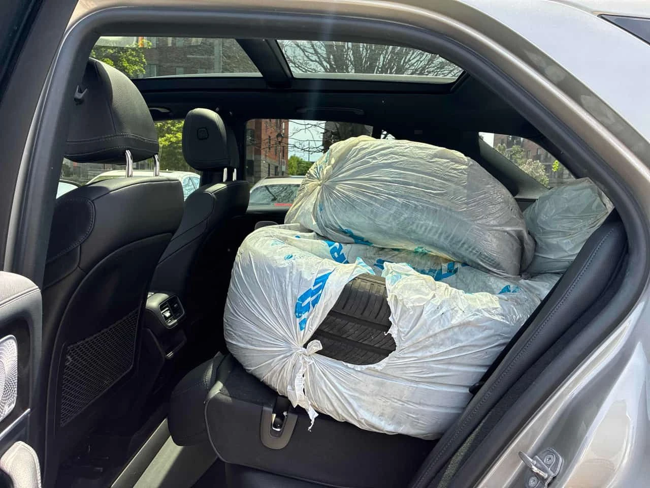 Mercedes-Benz GLE 450 360/DISTRONIC/BURMESTER/CARFAX/АВТОКРЕДИТ, снимка 14 - Автомобили и джипове - 55555341