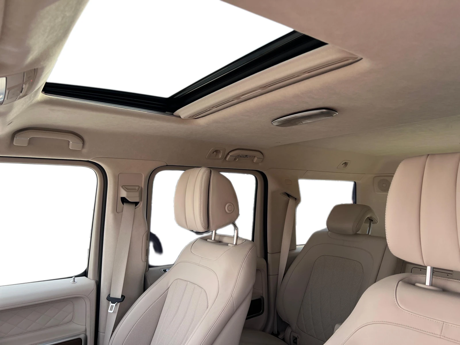 Mercedes-Benz G 580 EQ, снимка 13 - Автомобили и джипове - 55920561