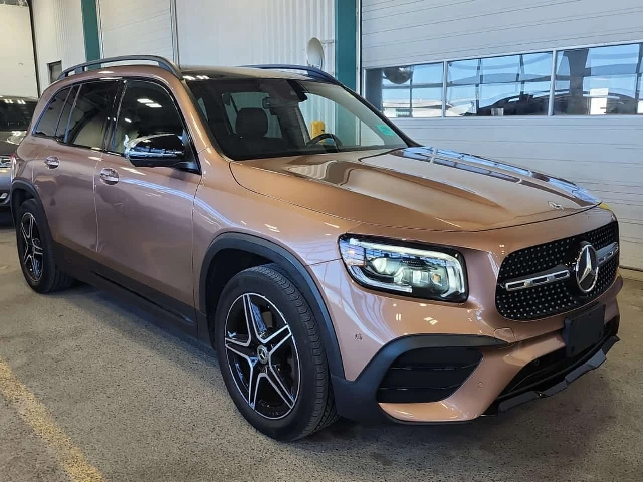 Mercedes-Benz GLB 250 * 4MATIC * ������� * ����� ������ *  | Mobile.bg � ����������� 2