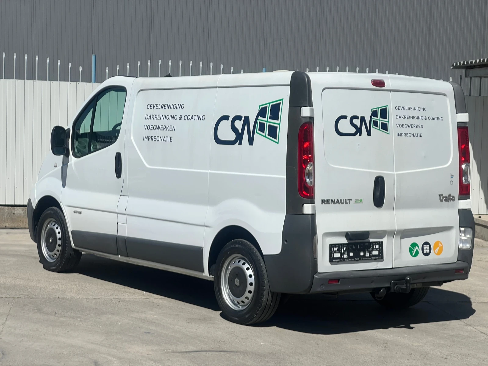 Renault Trafic 2014 година / Всички екстри / 115к.с, снимка 5 - Бусове и автобуси - 54719026
