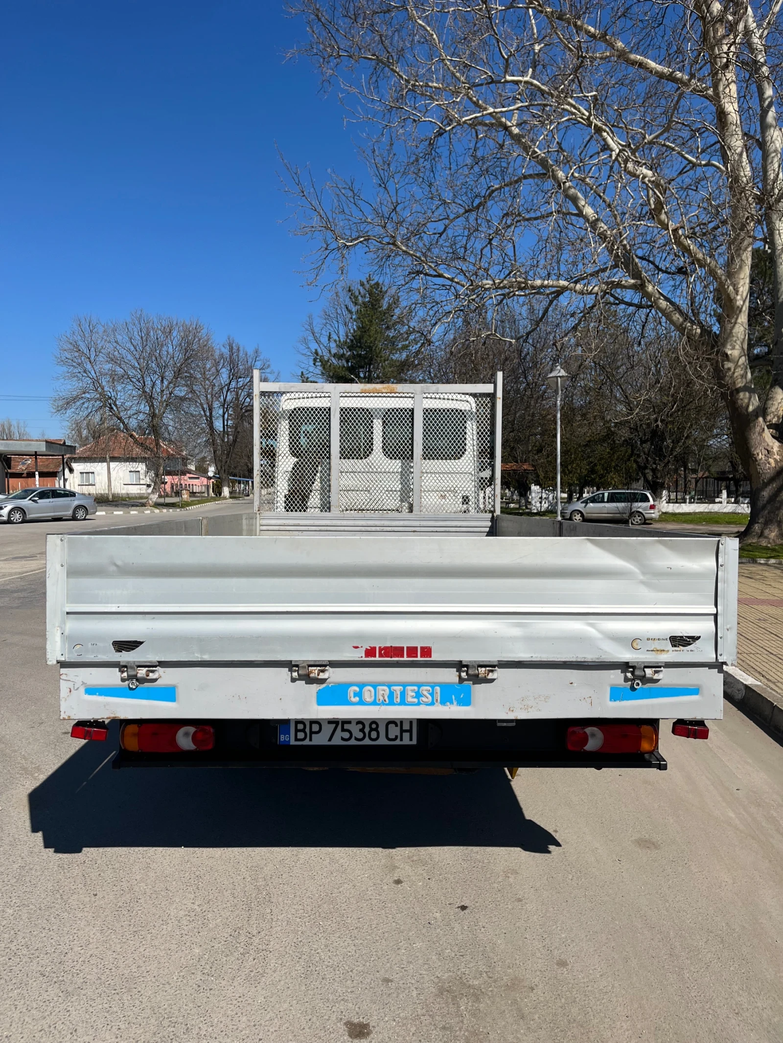 Nissan Atleon 35.15 | Mobile.bg � ����������� 6