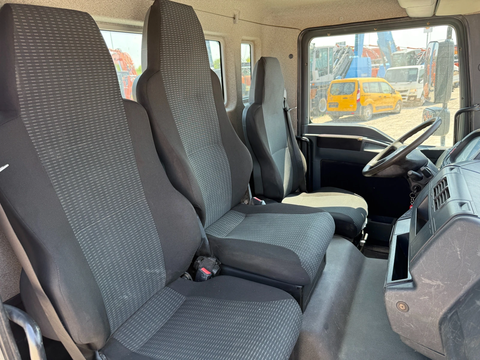 Man Tgl 8.220 200хил.км., снимка 16 - Камиони - 55574673
