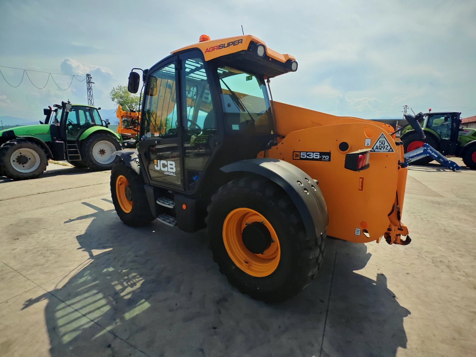   JCB 536-70 AGRI SUPER   . 20% | Mobile.bg   13