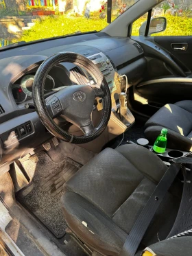 Toyota Corolla verso, снимка 8