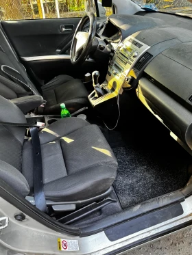 Toyota Corolla verso, снимка 9