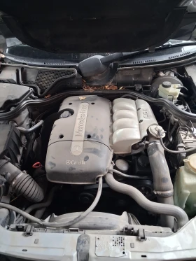 Mercedes-Benz E 220, снимка 4