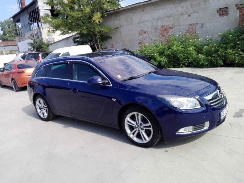 Opel Insignia, снимка 1 - Автомобили и джипове - 47179656