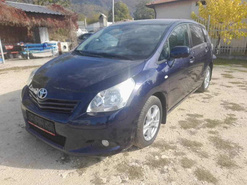 Toyota Corolla verso 2.0 D4D 126к.с., снимка 7 - Автомобили и джипове - 47758264