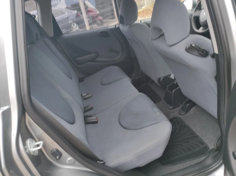 Honda Jazz 1.2 Климатик, снимка 10 - Автомобили и джипове - 48417421