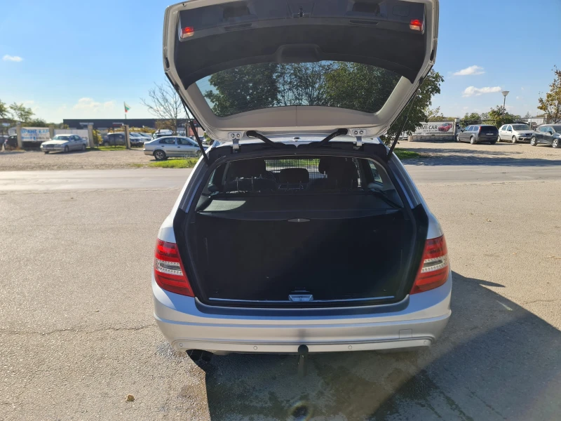 Mercedes-Benz C 200 КОЛЕДНА ПРОМОЦИЯ FACCE LIFT, снимка 11 - Автомобили и джипове - 48446593