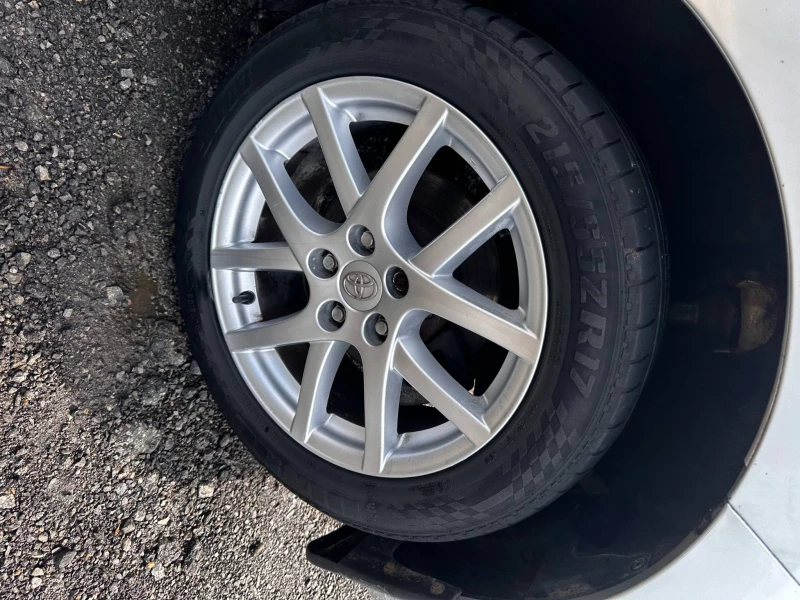 Toyota Verso 2.2 дизел, 150 к.с., снимка 9 - Автомобили и джипове - 52557337