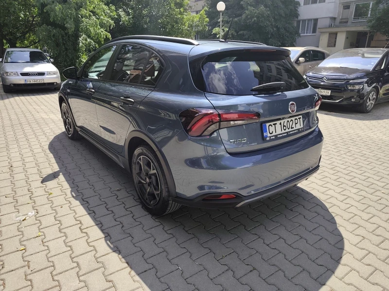 Fiat Tipo CROSS 1.6, снимка 4 - Автомобили и джипове - 52668345