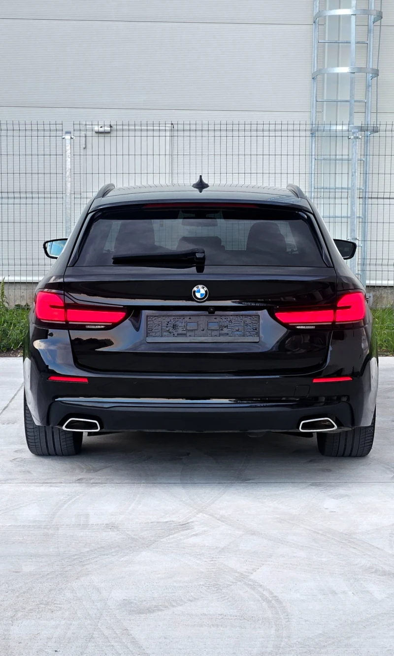 BMW 520 190kc, AmbientLight, Distronic, Laser Head up , снимка 5 - Автомобили и джипове - 52395882