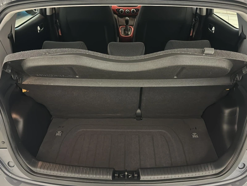 Hyundai I10 1.2 Style Automatik NAVI| BTH| CARPLAY| SHZ| LHZ, снимка 10 - Автомобили и джипове - 52539035