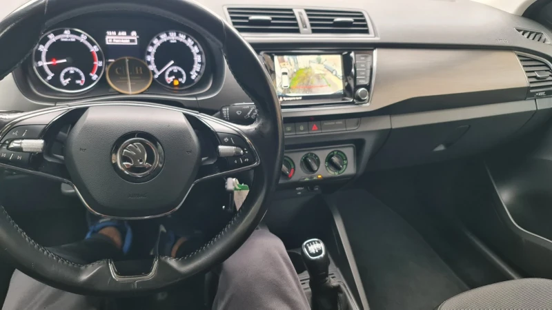 Skoda Fabia 1.0I 1.5D/DISTRONIC/LANE ASSIST/ , снимка 4 - Автомобили и джипове - 53008722