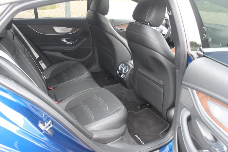 Mercedes-Benz GT 63s 639ks 13000  първоначални , снимка 11 - Автомобили и джипове - 53216637