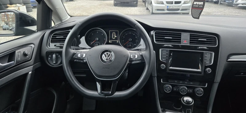 VW Golf 1.6TDI 88000KM ITALY , снимка 8 - Автомобили и джипове - 53279180