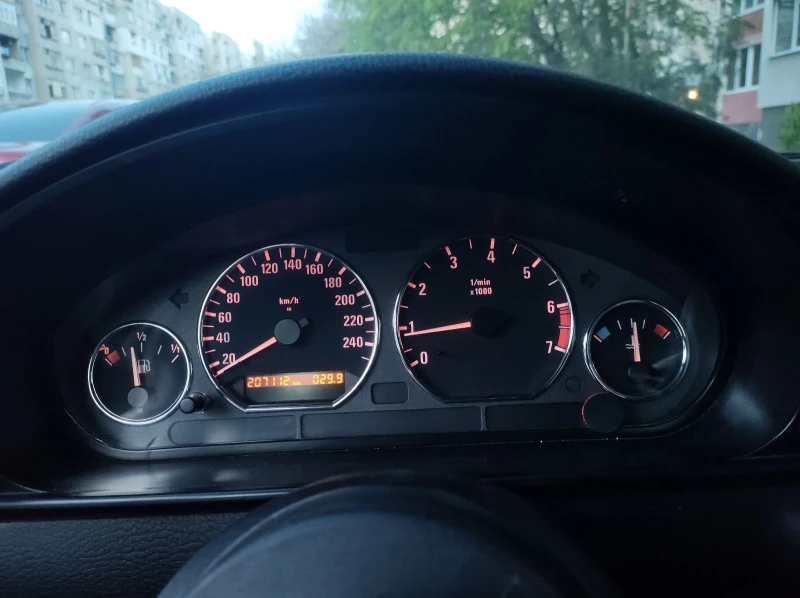 BMW 316, снимка 7 - Автомобили и джипове - 53447379