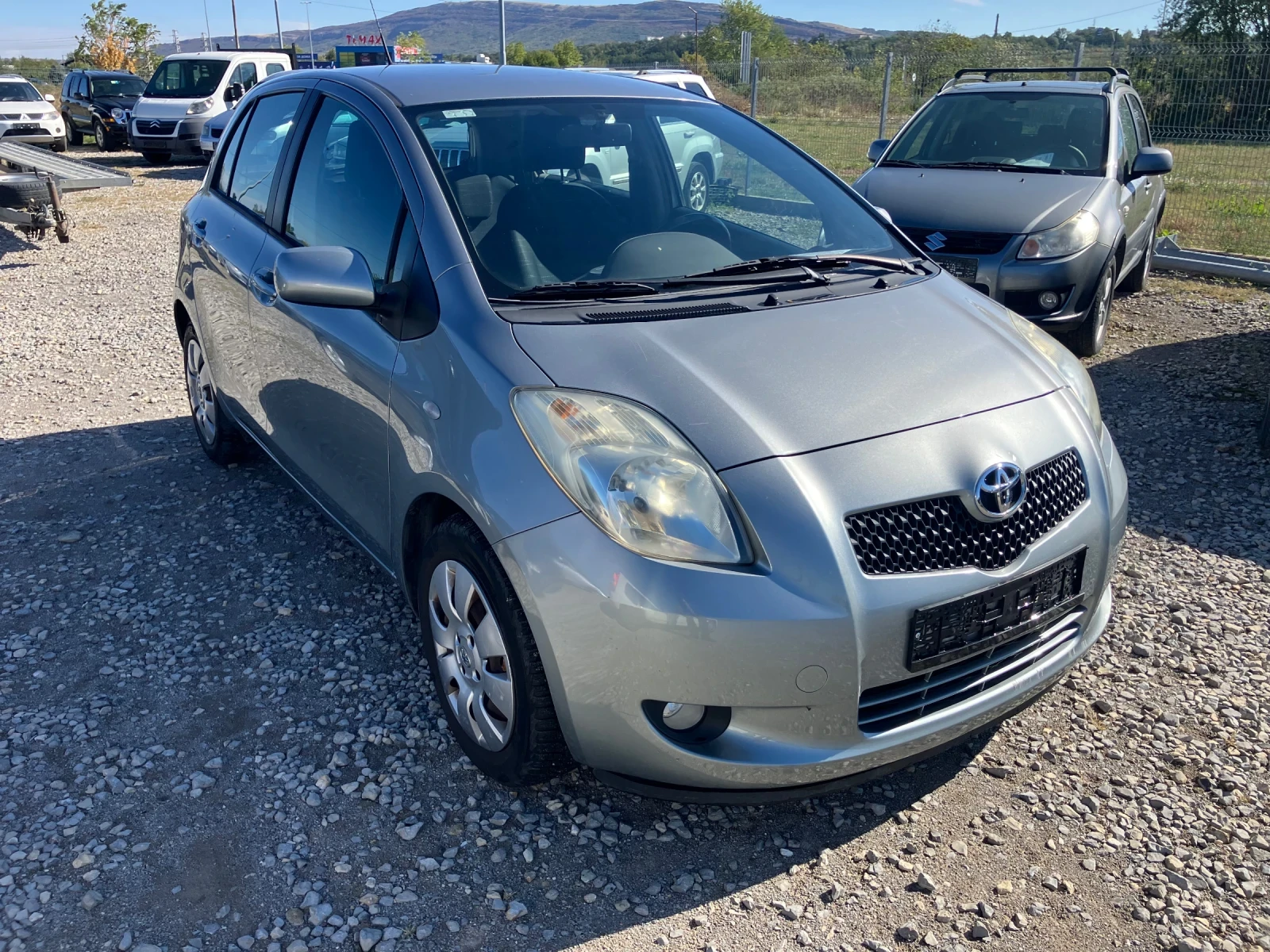 Toyota Yaris 1.3 VVT-I KLIMA - изображение 5