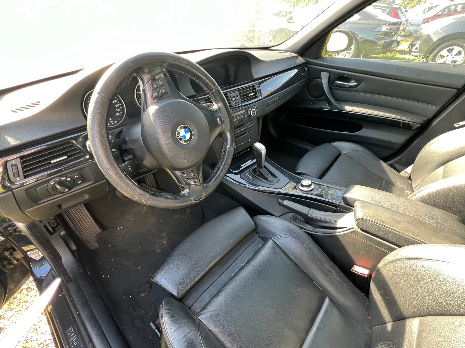 BMW 330 3.0 бензин автомат - изображение 9