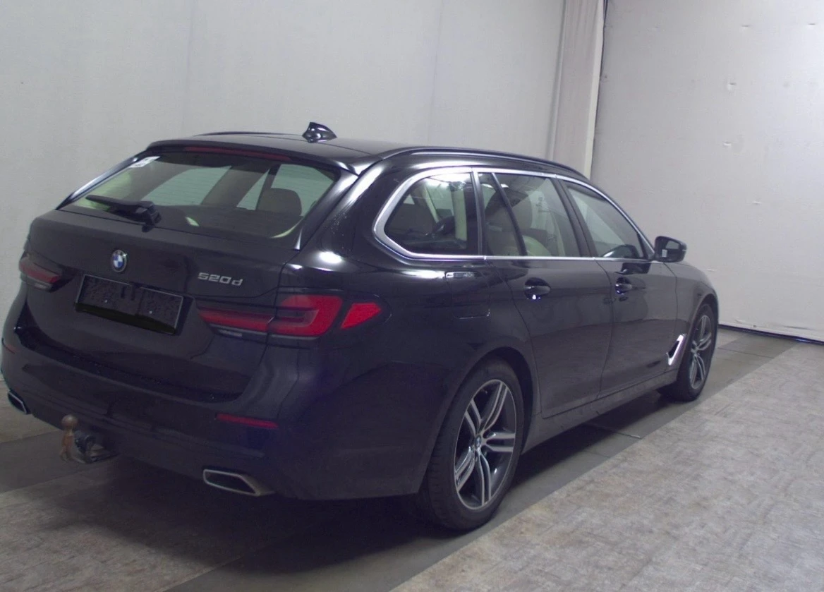 BMW 520 d Mild-Hybrid FACELIFT MATRIX Теглич Комби ЛИЗИНГ - изображение 3