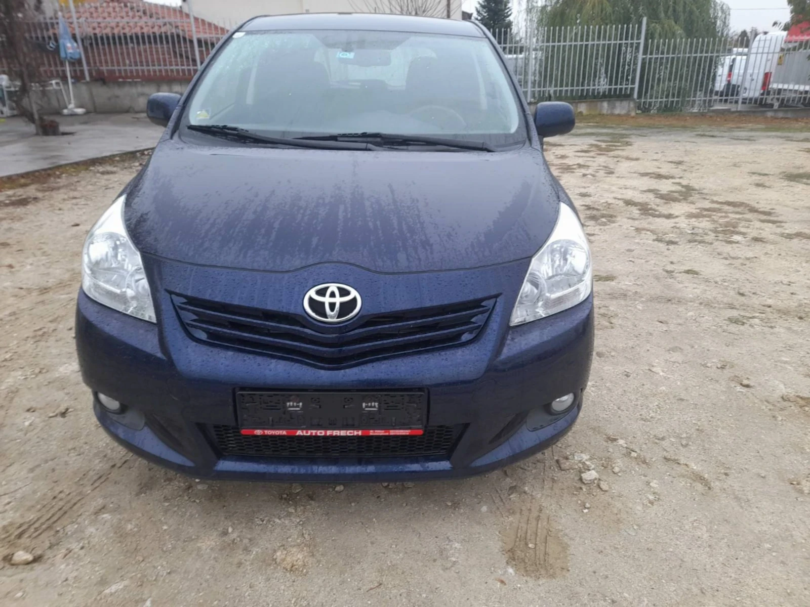 Toyota Corolla verso 2.0 D4D 126к.с. - изображение 2