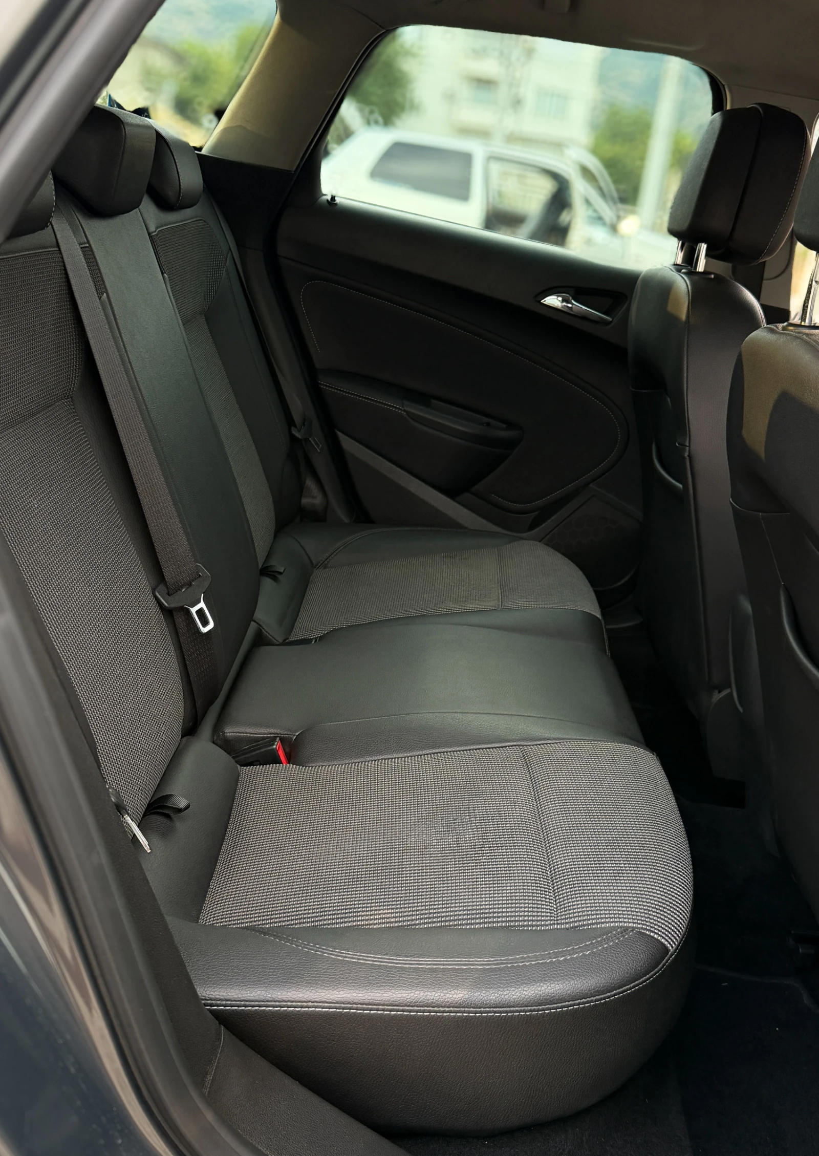 Opel Astra LPG 1.4T | Mobile.bg � ����������� 13